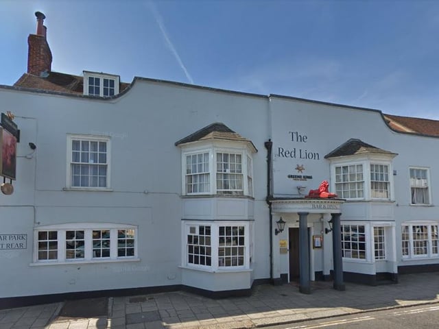 The eleventh best place to get fish and chips in Fareham and Gosport is The Red Lion Hotel. It has a 4 star rating on Tripadvisor from 421 reviews.