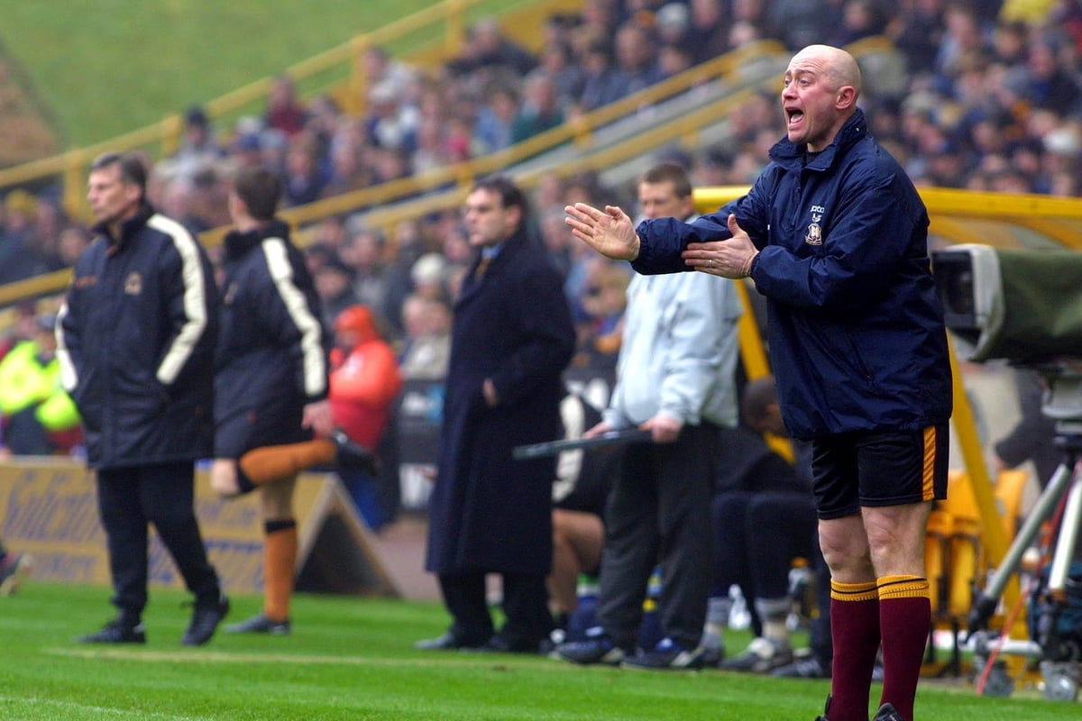 Former Barnsley, Rotherham United and Bradford City man lands managerial role
