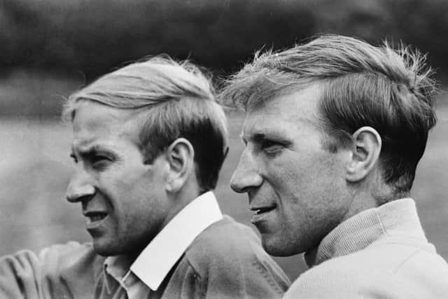 29th July 1966:  British footballing brothers Bobby and Jack Charlton (right) relaxing on the day before the World Cup final.  (Photo by Terry Fincher/Express/Getty Images)
