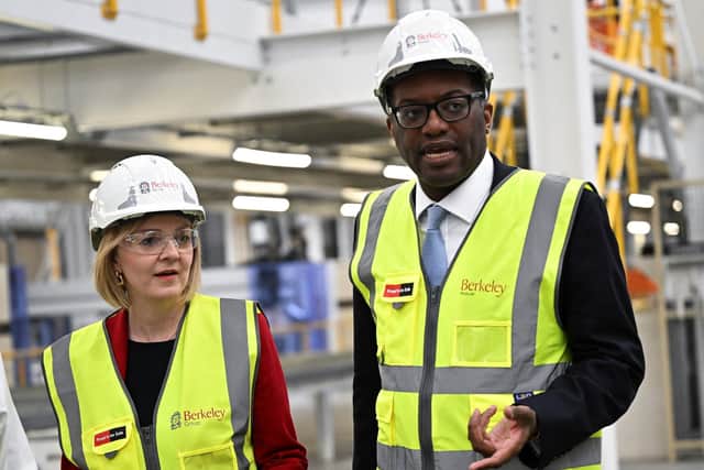 Prime Minister Liz Truss and Chancellor of the Exchequer Kwasi Kwarteng during a visit to Berkeley Modular in Northfleet Kent, to coincide with the Government's new Growth Plan. Picture: Dylan Martinez/PA Wire