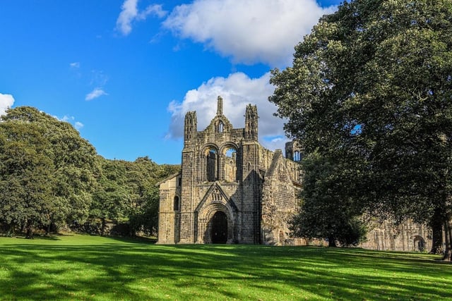 The River Aire runs through the grounds of Kirkstall Abbey, which makes it an idyllic spot for an Easter walk. The historic ruins of the Abbey are a tourist attraction and popular with locals too.

It has a rating of four and a half stars on TripAdvisor with 1,195 reviews.