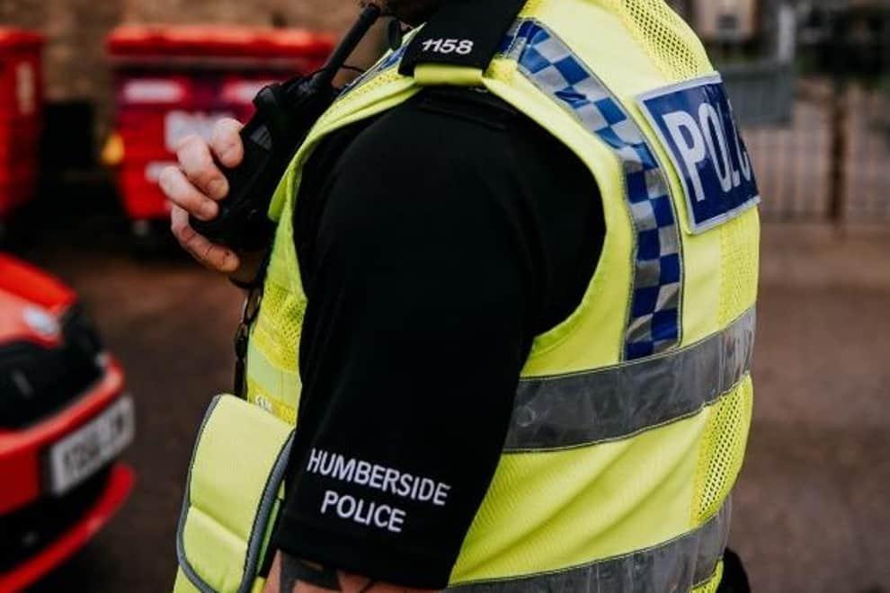 Three arrested after cat's tail posted through Hull letterbox
