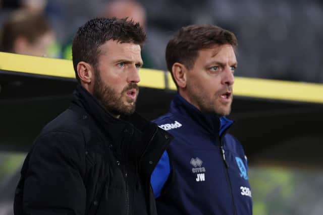 HULL, ENGLAND - NOVEMBER 01: Michael Carrick (L), Manager of Middlesbrough looks on with Assistant, Jonathan Woodgate during the Sky Bet Championship match between Hull City and Middlesbrough at MKM Stadium on November 01, 2022 in Hull, England. (Photo by George Wood/Getty Images)
