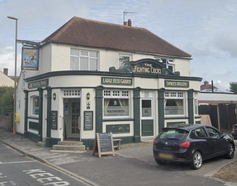 The Fighting Cocks is the runner up for the best fish and chips in Gosport and Fareham. It has a 4.5 star rating on Tripadvisor from 395 reviews.