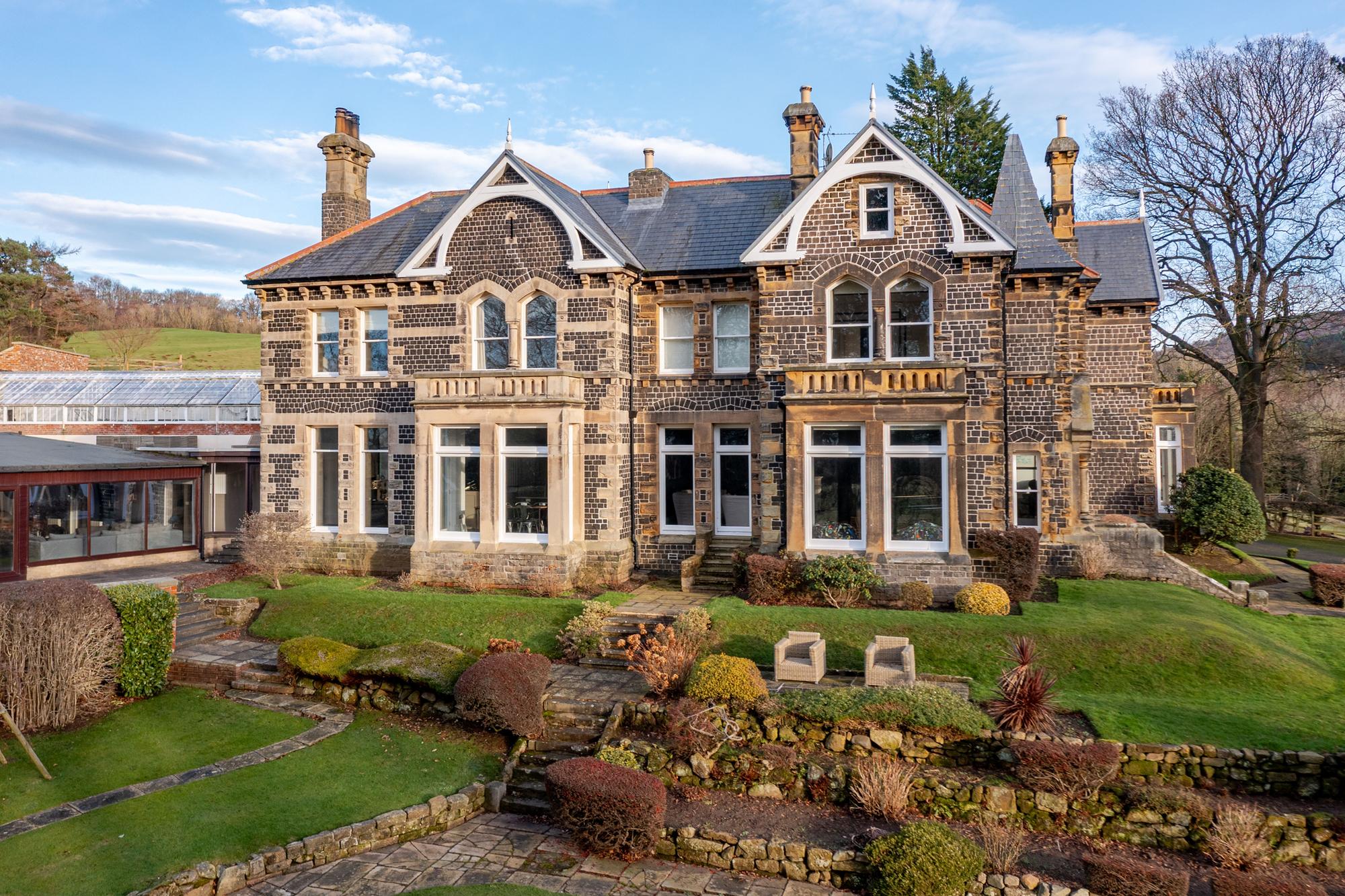 Undercliffe Hall: Beautifully renovated Victorian manor house in North ...