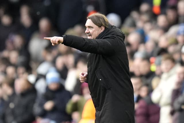 Leeds United team news: Whites suffer defender blow ahead of Chelsea trip