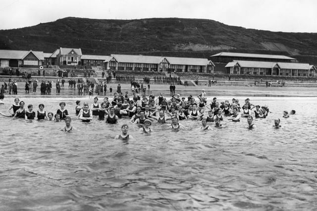 Bathers on the North Sands at Scarborough circa 1914.
