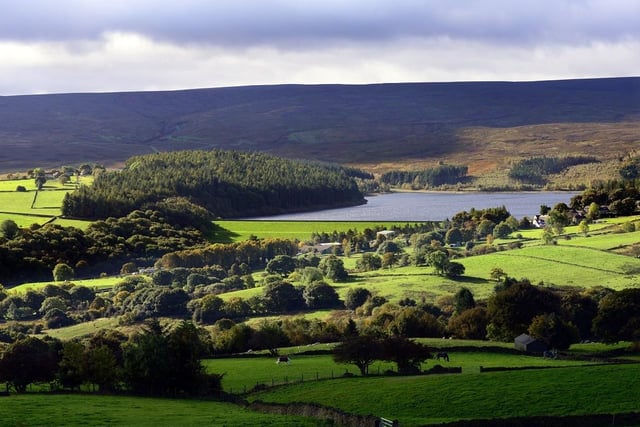 This is a circular walk and takes couples around the beautiful Langsett Reservoir which is located on the edge of the Peak District National Park. Whilst this route is considered a challenge, the glorious views across the Peak District make the journey worth it.