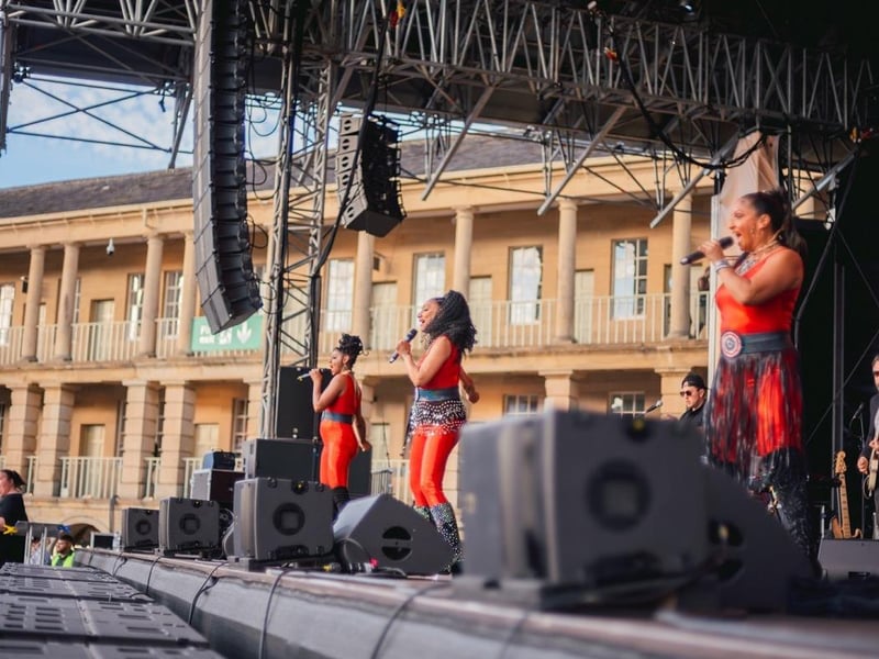 Sister Sledge put on a huge show for the crowd.
