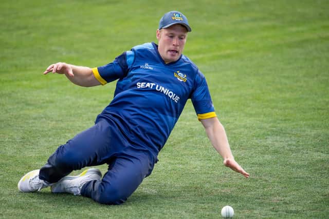 Yorkshire's Matthew Waite is to join Worcestershire at the end of the season.