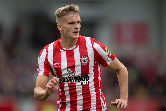 Hull City are considering a deadline day move for Brentford striker Marcus Forss. The Finland international has made seven league appearances this season but is yet to score. (Football Insider)