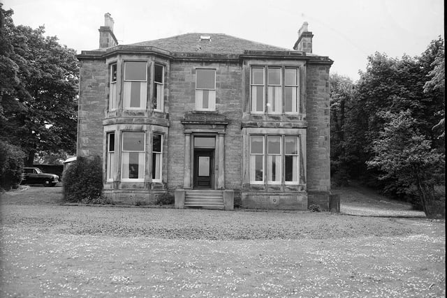 Liberton Manse, which was about to be divided into flats, in May 1960.