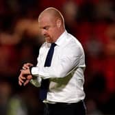 Everton manager Sean Dyche checks his watch during the Carabao Cup second round match at the Eco-Power Stadium, Doncaster. Picture date: Wednesday August 30, 2023. PA Photo. See PA story SOCCER Doncaster. Photo credit should read: Mike Egerton/PA Wire.RESTRICTIONS: EDITORIAL USE ONLY No use with unauthorised audio, video, data, fixture lists, club/league logos or "live" services. Online in-match use limited to 120 images, no video emulation. No use in betting, games or single club/league/player publications.