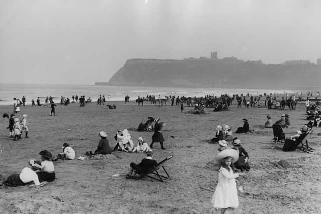 Holidaymakers on the North Beach.