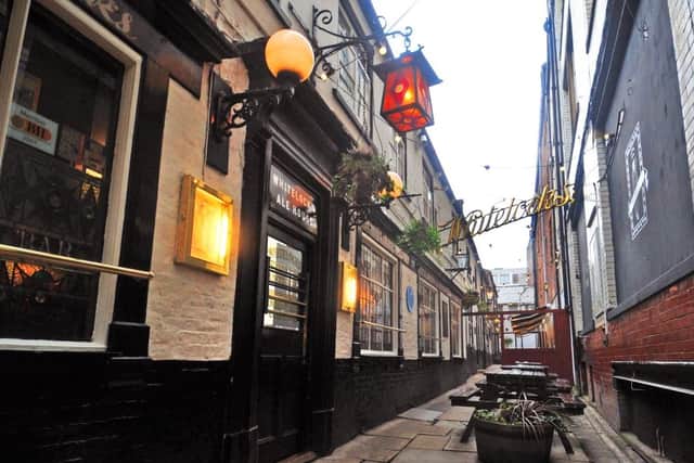 Built in 1715, Whitelock's is the oldest public house in Leeds and is well-known across the city for its great offering of real ales and craft beers, many of which are sourced from local breweries.