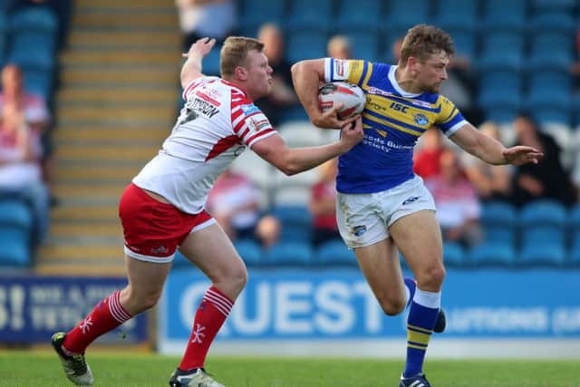 Leeds Rhinos' 
Jimmy Kindhorst races down the right-hand side.
 Picture: Tom Banks/Varleys
