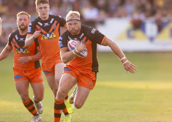 Oliver Holmes: Has made more than 150 appearances for Castleford Tigers.