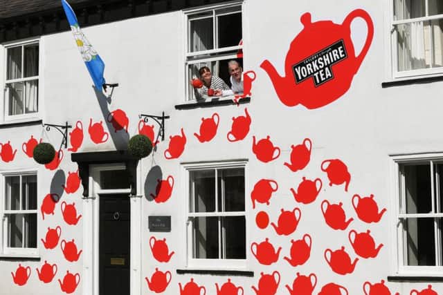 The world-famous home is now decorated with 91 teapots