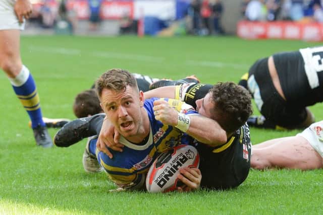 Leeds Rhinos' Richie Myler scores but it is later disallowed.