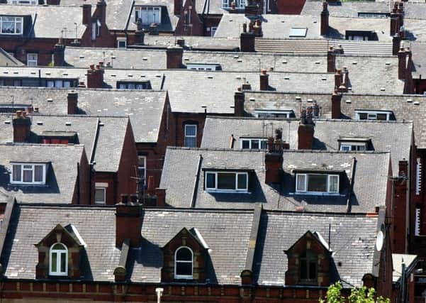 How many new homes shlould be built in Leeds?