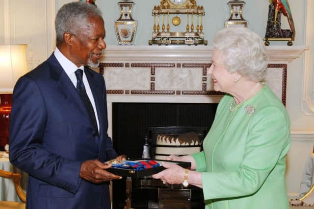 Kofi Annan during a meeting with the Queen in 2007.