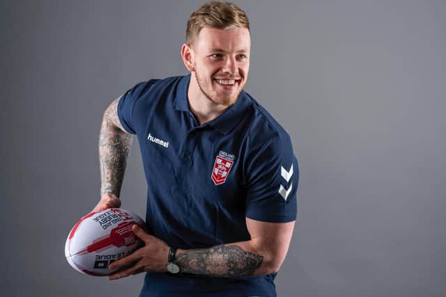 Tom Johnstone getting a feel for the England attire. (Allan McKenzie/SWpix.com)