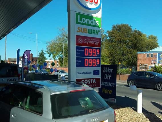 Cars queued up for the cheap fuel