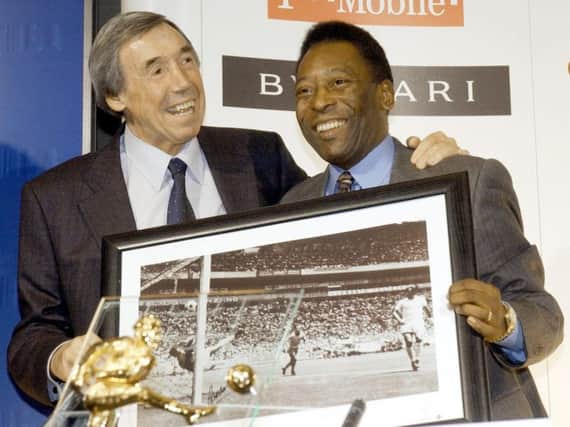 Gordon Banks with Pele and a picture of his famous save