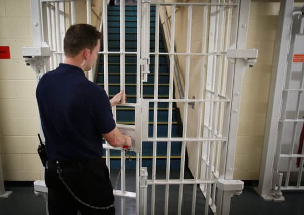 Are short-term prison sentences in the public interest?
