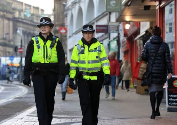 Should police officers be forced to study for degrees?