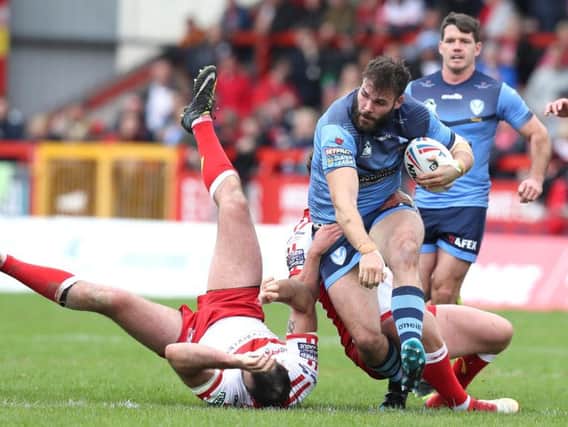 England prop Alex Walmsley goes on the attack for St Helens v Hull KR (SWPix)