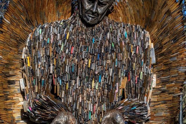 Kayleigh Pepper and the #NoMoreKnives team were responsible for bringing the stunning knife angel sculpture to Hull earlier this year.