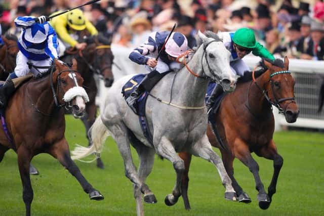 A thrilling finish to the Queen Anne Stakes, Royal Ascot's opening race, saw Danny Tudhope previal on the grey Lord Glitters.