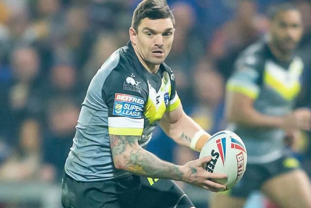 Danny Brough playing for Wakefield who haven't beaten Castleford in 12 attempts (Picture: SWPix.com)