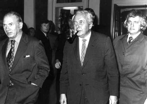 Harold Wilson stayed neutral during the 1975 EEC referendum.