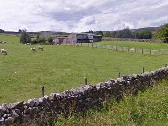 The field barn east of Grinton, which is to be converted into a farmworker's home. Credit: Google