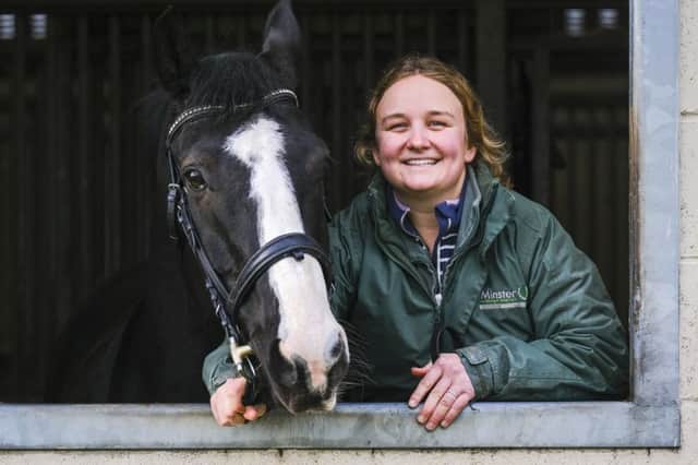 © Tony Bartholomew/04/11/2019

PICTURES PROVIDED ON BEHALF OF VETPARTNERS FOR USE WITH PRESS RELEASE  - SEE RELEASE FOR FULL DETAILS                      Vet Katie Brickman with her horse Flash.