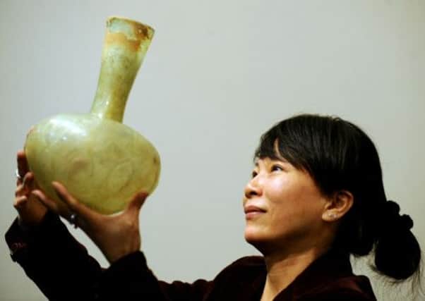 Li Lan takes a close look at a Romano Syrian mould blown carafe