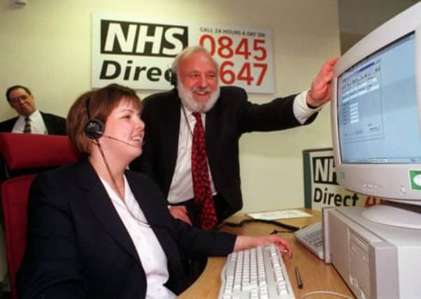 Frank Dobson visiting Wakefield's NHS Direct call centre in 1999