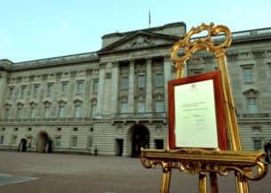 An easel stands in the Forecourt of Buckingham Palace in London to announce the birth of a baby  boy, at 4.24pm to the Duke and Duchess of Cambridge