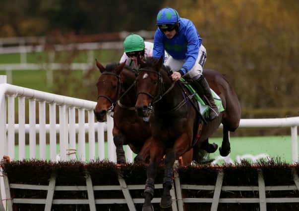 Hurricane Fly ridden by Ruby Walsh (right)