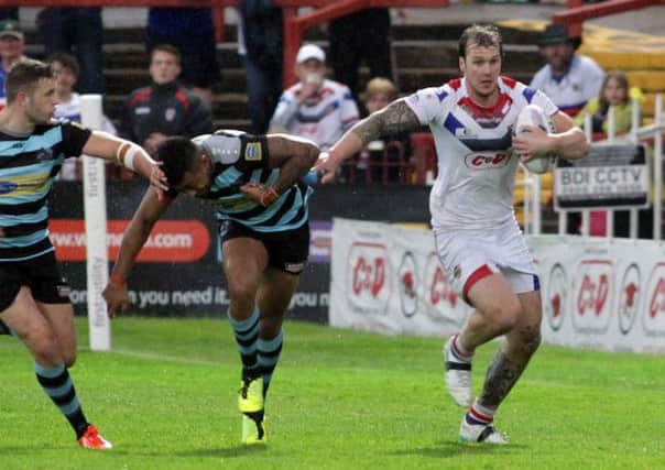 Lucas Walshaw on a run for Wakefield.