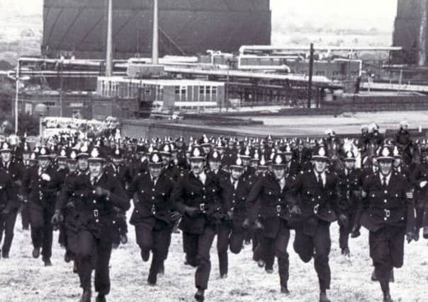Miners Strike 1984 Orgreave Coking Plant Foot police charge pickets - 31st May 1984