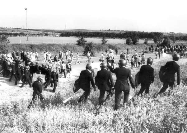 Miners Strike 1984
Orgreave Coking Plant
Police with riot gear move pickets - 18 June 1984