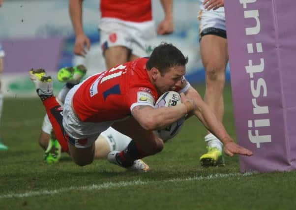 Shaun Lunt dives over for Rovers