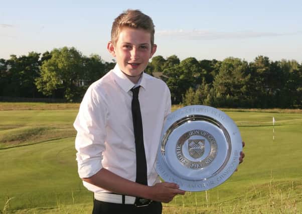 Barclay Brown, with the Sheffield Open Amateur trophy (Picture: drivingolf.co.uk).