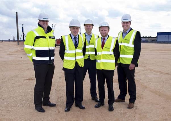 Siemens today announced it had appointed leading UK contractor VolkerFitzpatrick to build its wind turbine blade factory in Hull.