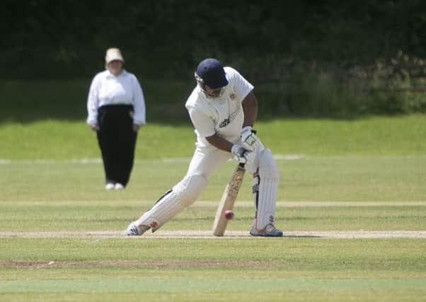 Sohail Hussain made 22 against Scholes for Brighouse.