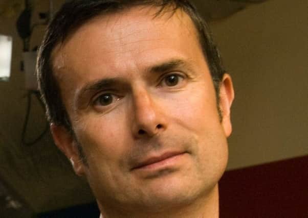 The BBC's Robert Peston says criticism of his failure to wear a tie was 'bonkers'.