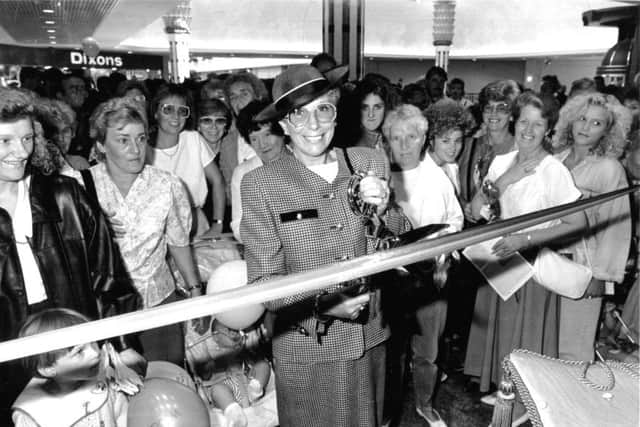 Meadowhall Shopping Centre - Opening by Sheila Gray of Handsworth - 4th September 1990